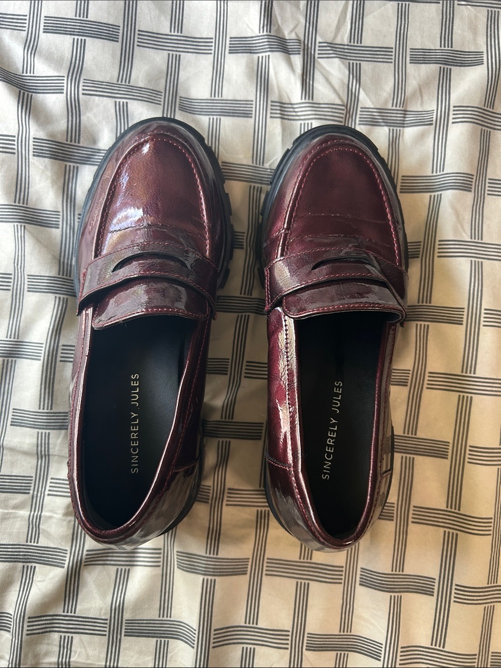 Sincerly Jules Women's Burgundy Patent Loafers